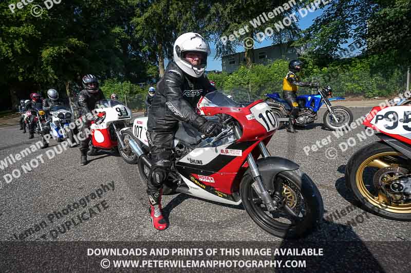 cadwell park;cadwell park photographs;cadwell trackday photographs;enduro digital images;event digital images;eventdigitalimages;peter wileman photography;racing digital images;trackday digital images;trackday photos